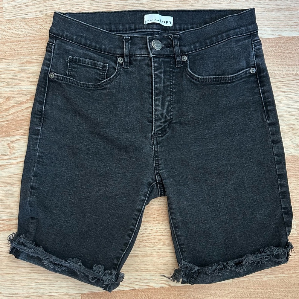 LOFT Black Stretch Denim Rolled Cuffed Raw Hem Bermuda Shorts 6 / 28
